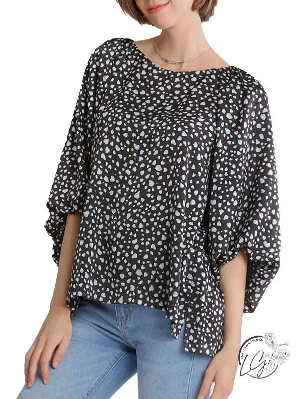 Lightweight Women Long Sleeve Top for Spring and AutumnGlimpse of the Future Printed Blouse