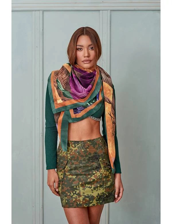 Cropped Women Sweater to Pair with High - Waisted BottomsBet and Malfie Cleo Long Silk Scarf (125x125cm)