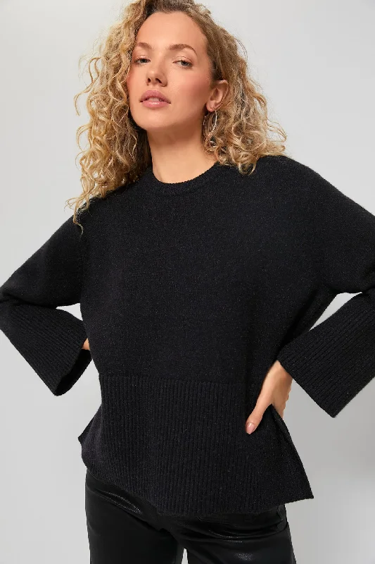 Oversized Women Sweater for a Cozy and Fashionable LookBlack Carington Sweater