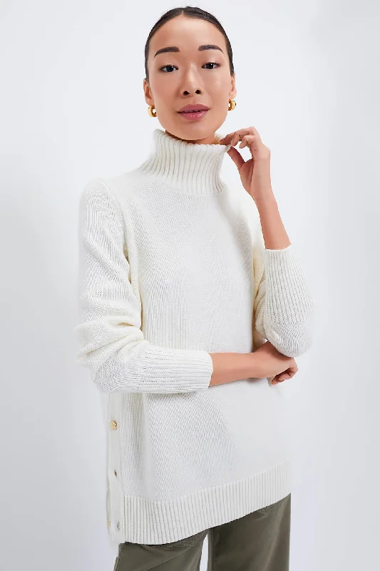 Turtleneck Women Sweater for a Classic and Elegant StyleWinter White Sophia Sweater