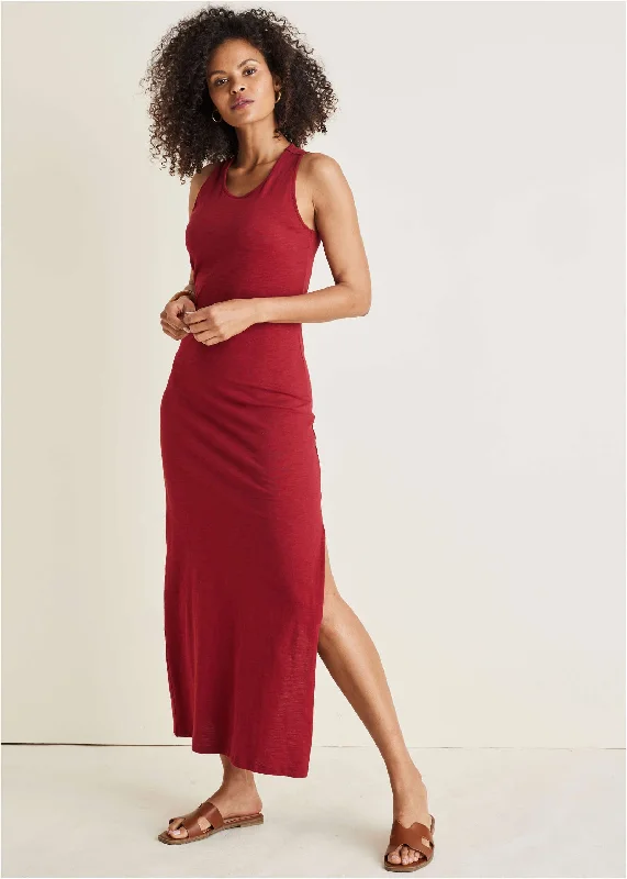 Plus - Size Women Sweater with a Flattering FitTank Maxi Dress - Wine