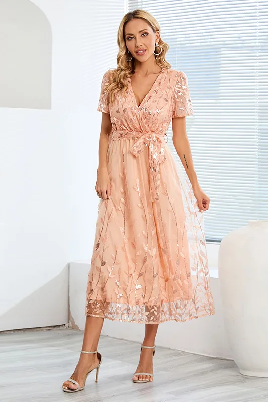 Off - the - Shoulder Women Dress for a Romantic and Feminine LookA-Line Blush Casual Dress with Short Sleeves