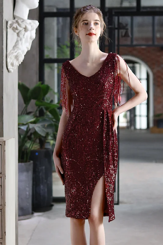 Wrap - Style Women Dress with Adjustable Fit for All Body TypesBurgundy Bodycon Sequin Cocktail Party Dress with Fringe