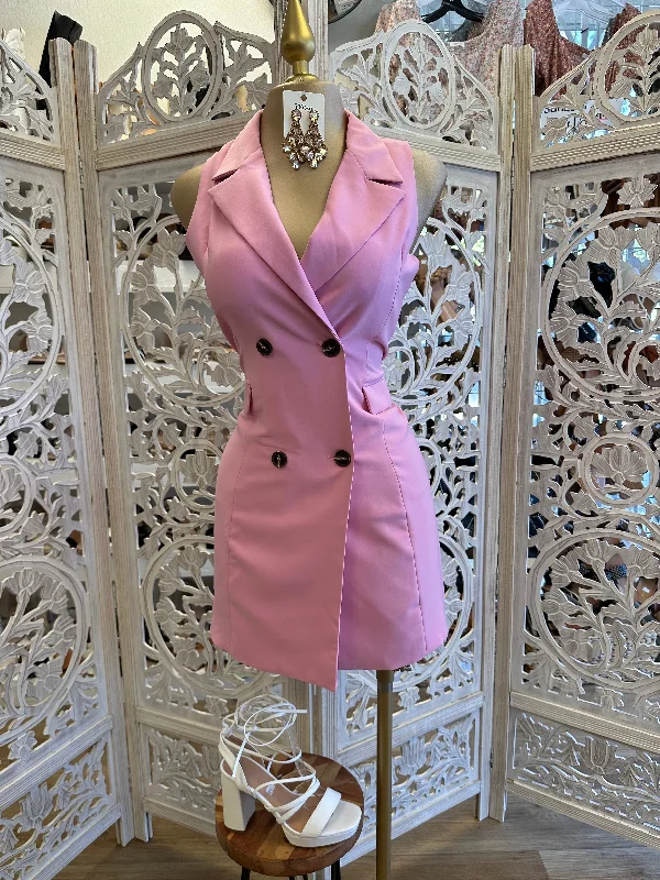 Shift Women Dress with a Simple and Classic Design for Everyday WearCotton Pink Sleeveless Coat Dress