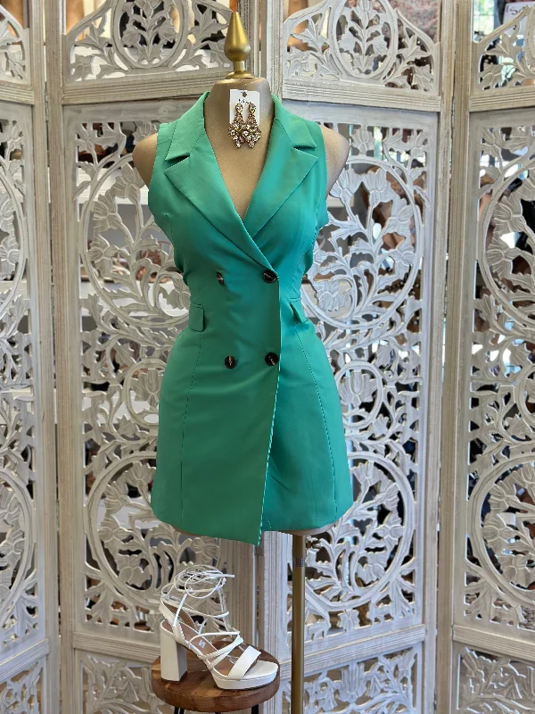 Mini Women Dress with a Short Hem for a Young and Trendy StyleHunter Green Sleeveless Coat Dress