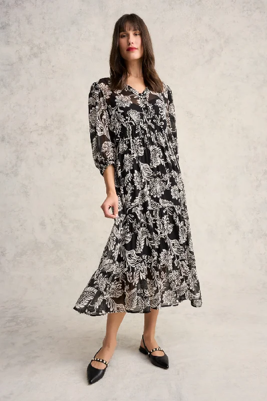 Long - Sleeve Women Dress in Velvet for a Luxurious Winter LookPrinted Tiered Dress