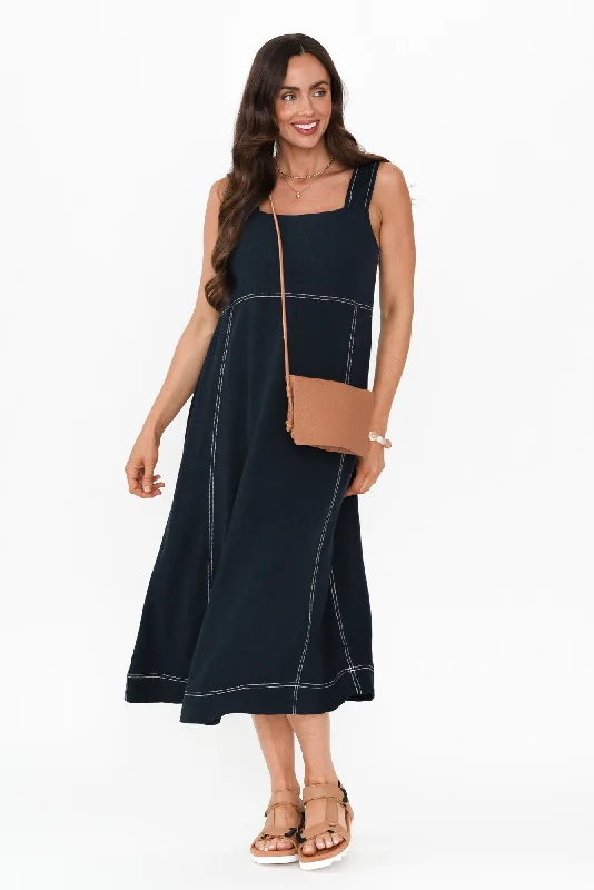 Long - Sleeve Women Dress in Velvet for a Luxurious Winter LookSaylor Navy Contrast Linen Blend Dress