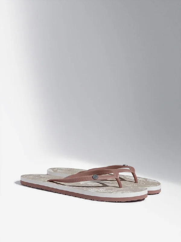 Belted Women Shorts to Enhance the WaistlineLUNA BLU Taupe Coastal Inspired Flip-Flop