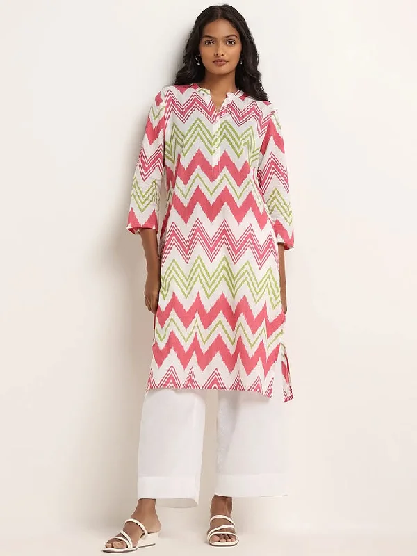 Bermuda Women Shorts for a Classic and Sophisticated LookUtsa Pink Chevron Straight Fit Kurta